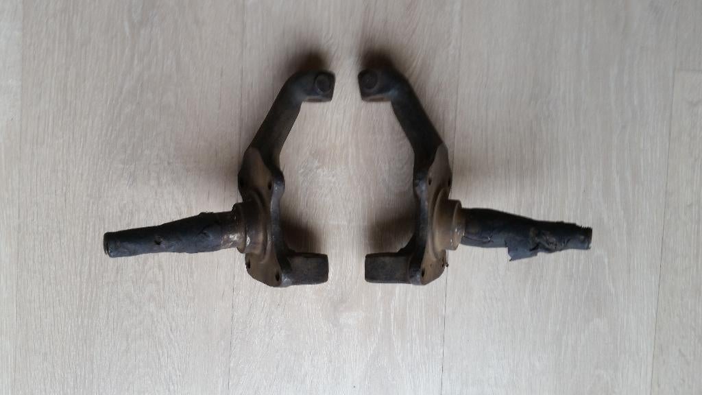 Fiat 1500 1800 2300 Coupe S fusées. Nieuw. Links en rechts., Ophalen of Verzenden, Nieuw, Fiat