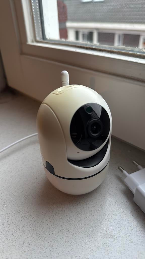 Babyfoon/ beveilingscamera op wifi, Ophalen of Verzenden, Zo goed als nieuw