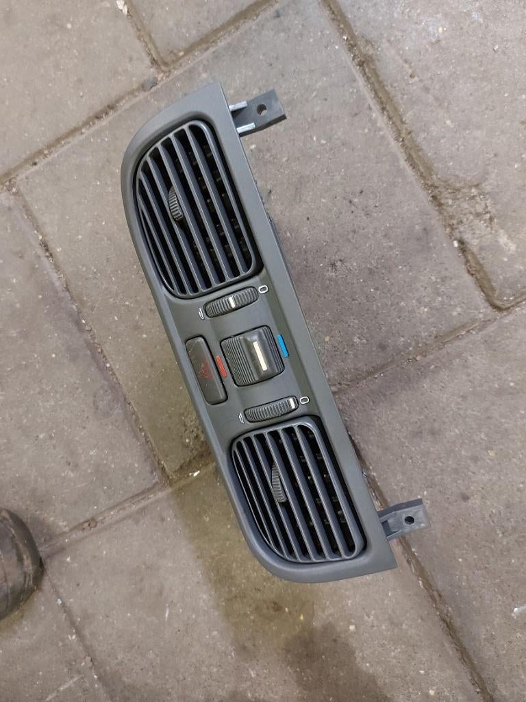 Ventilator paneel boven in dashbord Volvo S40-V40, Ophalen of Verzenden