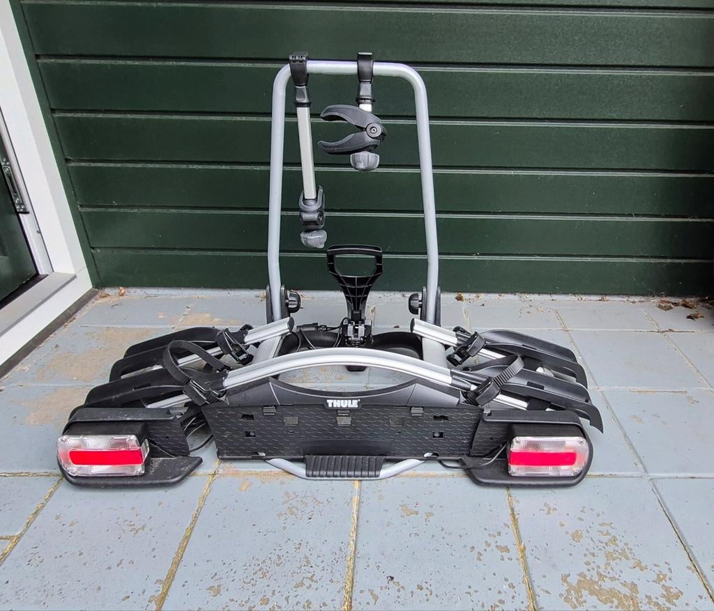 Fietsdrager Thule EW G2, in uitstekende staat, 200 euro, Auto diversen, Fietsendragers, Ophalen, Brede banden, Zo goed als nieuw