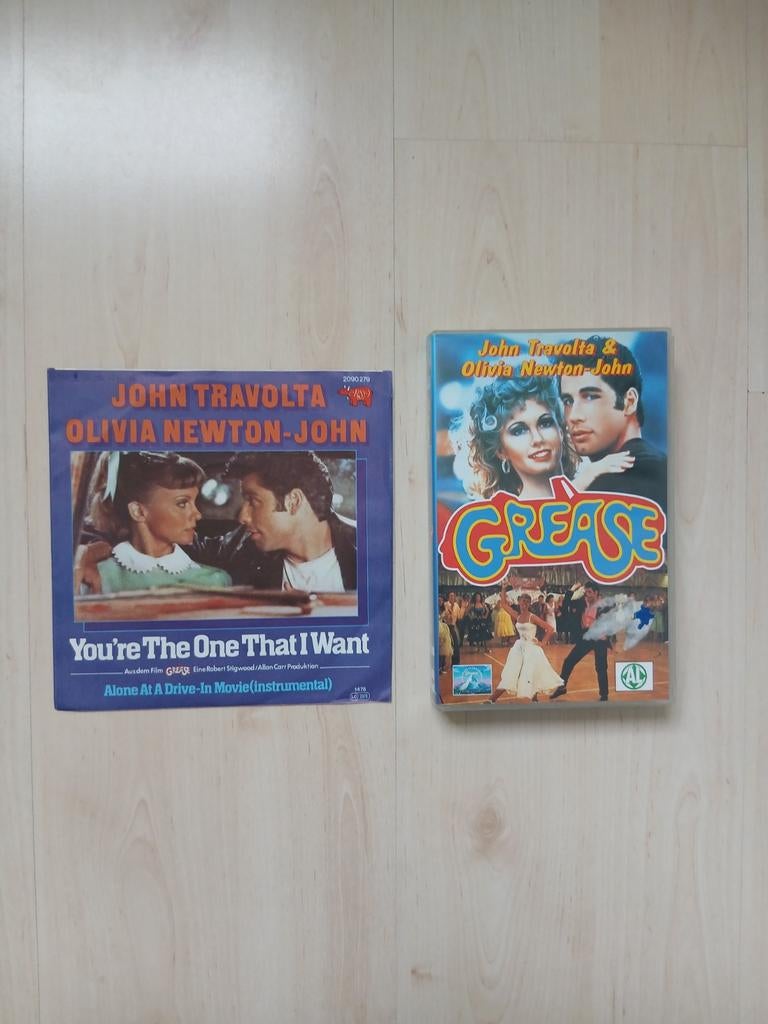 Grease VHS + Single 'You're The One That I Want', Alle leeftijden, Ophalen of Verzenden, Gebruikt, Komedie