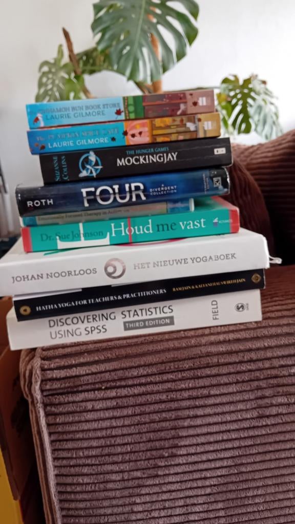 Diverse boeken: fictie, non-fictie, yoga en statistiek, Boeken, Ophalen of Verzenden, Gelezen, Diverse auteurs