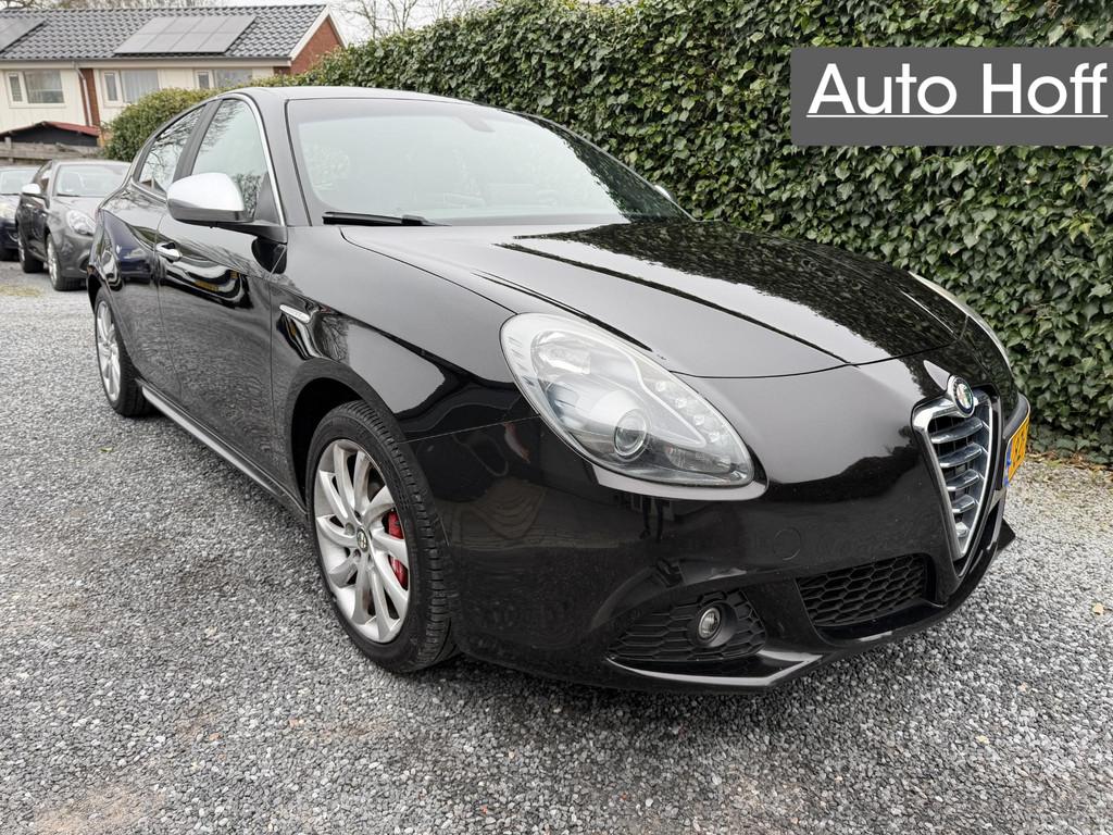Alfa Romeo Giulietta 1.4 T Distinctive | Leer | Navi | Autom, Auto's, Voorwielaandrijving, Gebruikt, Euro 6, 4 cilinders