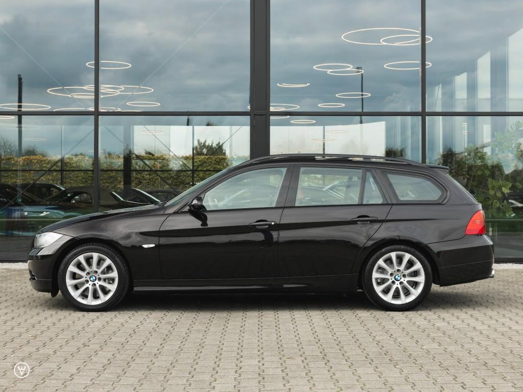 Bmw 3-SERIE 335i Touring Aut. - Individual, TOP, Automaat, Achterwielaandrijving, Gebruikt, Met garantie (alle)