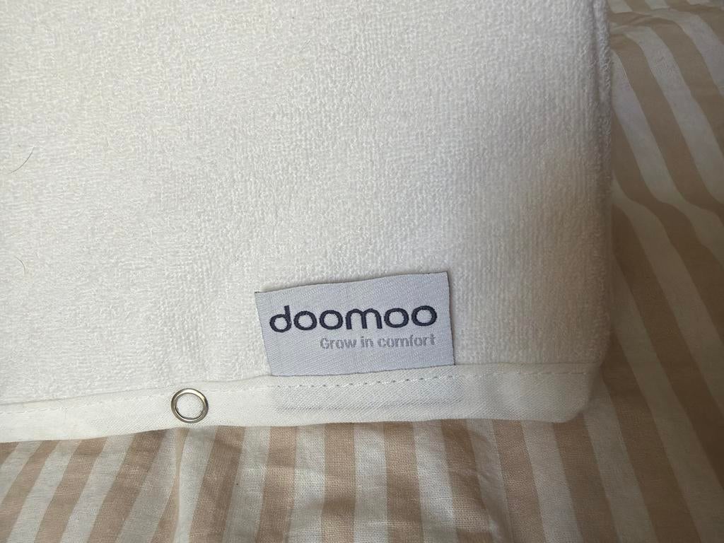 Doomoo zijslaapkussentje, Ophalen of Verzenden, Zo goed als nieuw