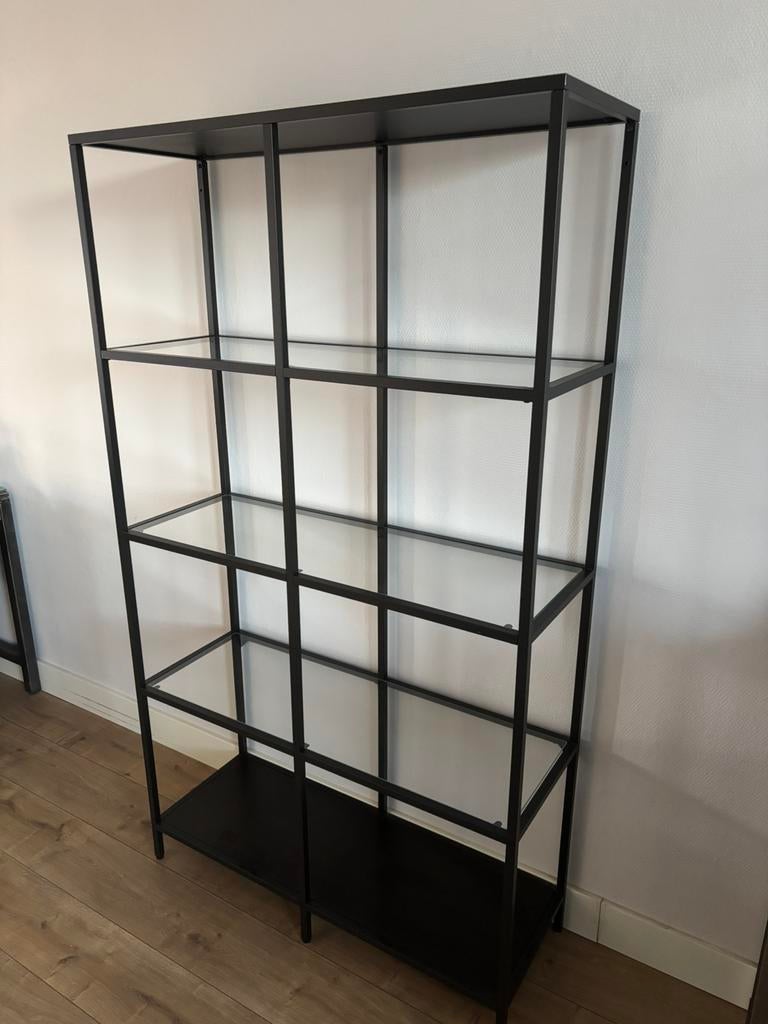 Ikea vitrinekast, Ophalen, Zo goed als nieuw