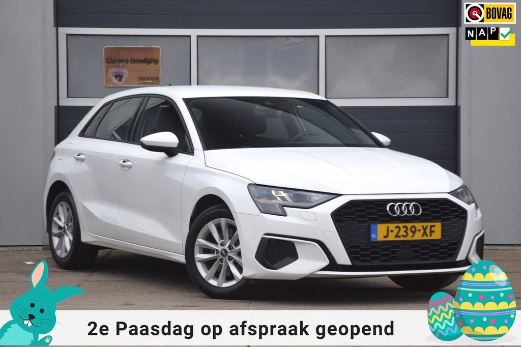 Audi A3 Sportback 35 TFSI Pro Line NIEUW MODEL!/AFNEEMBARE T, Stof, 4 cilinders, 150 pk, Wit