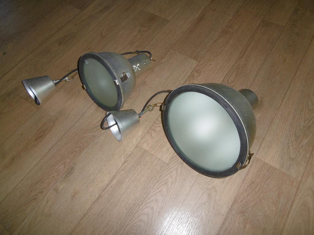 Twee mooie industriële lampen, Ophalen, Gebruikt, Industrieel, passend boven eettafel of in werkruimte, Metaal