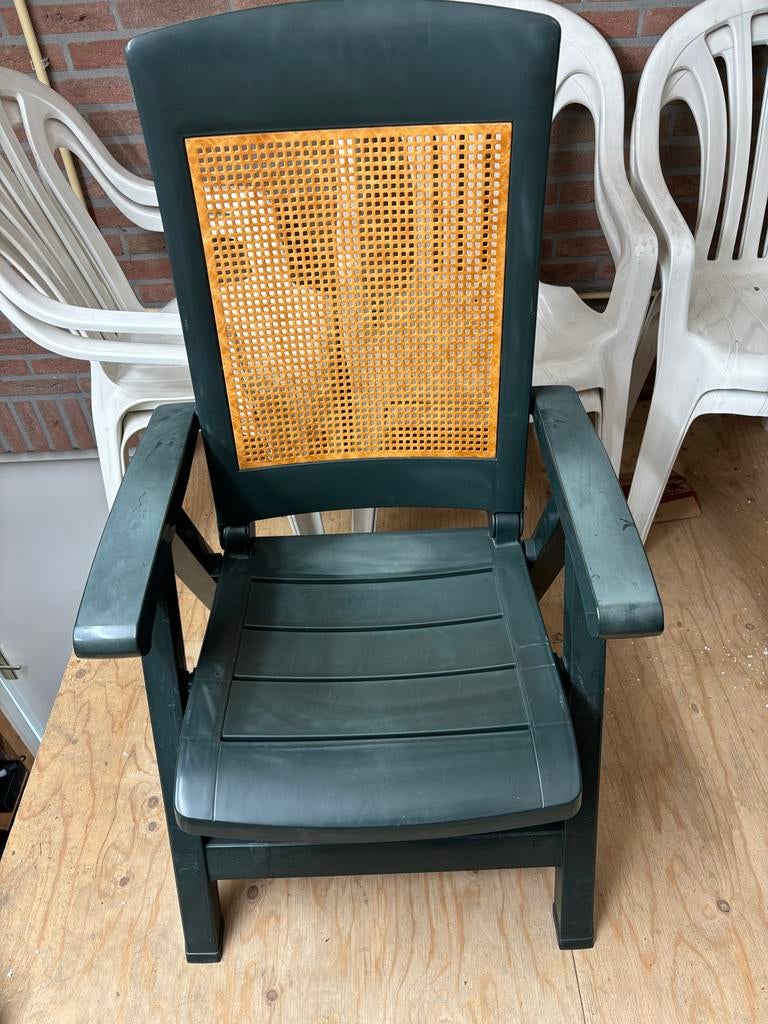 Donkergroene tuinset met oranje rugleuning, Tuin en Terras, Tuinstoelen, Ophalen, Gebruikt, Kunststof, Verstelbaar