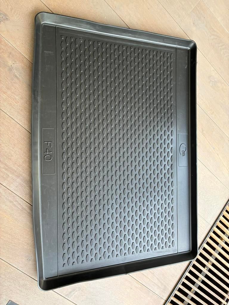 Kofferbakmat BMW f40 1serie, Ophalen, Zo goed als nieuw