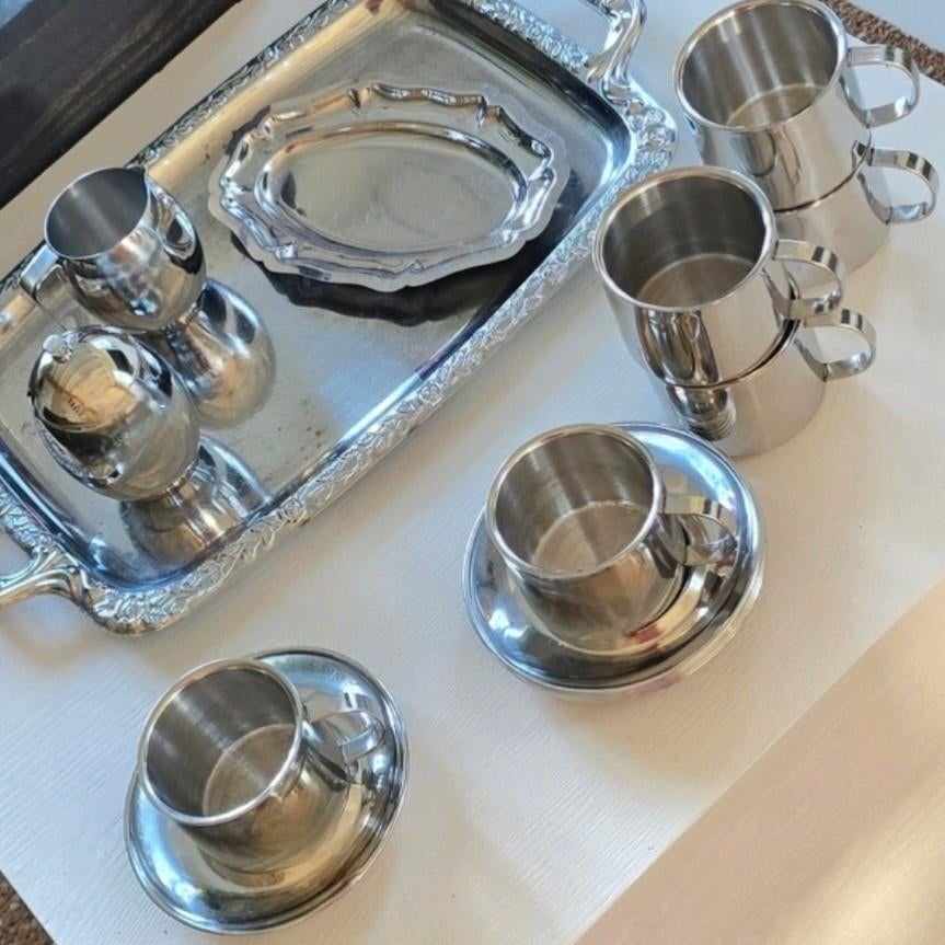 Rvs set kop en schotel 6x met melk en suiker kan, Ophalen of Verzenden, Zo goed als nieuw