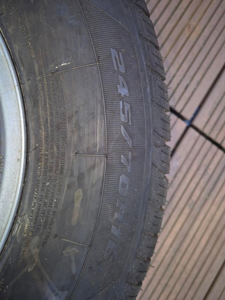 Nieuwe reserveband met stalen velg 245/70 R16, Auto-onderdelen, Ophalen