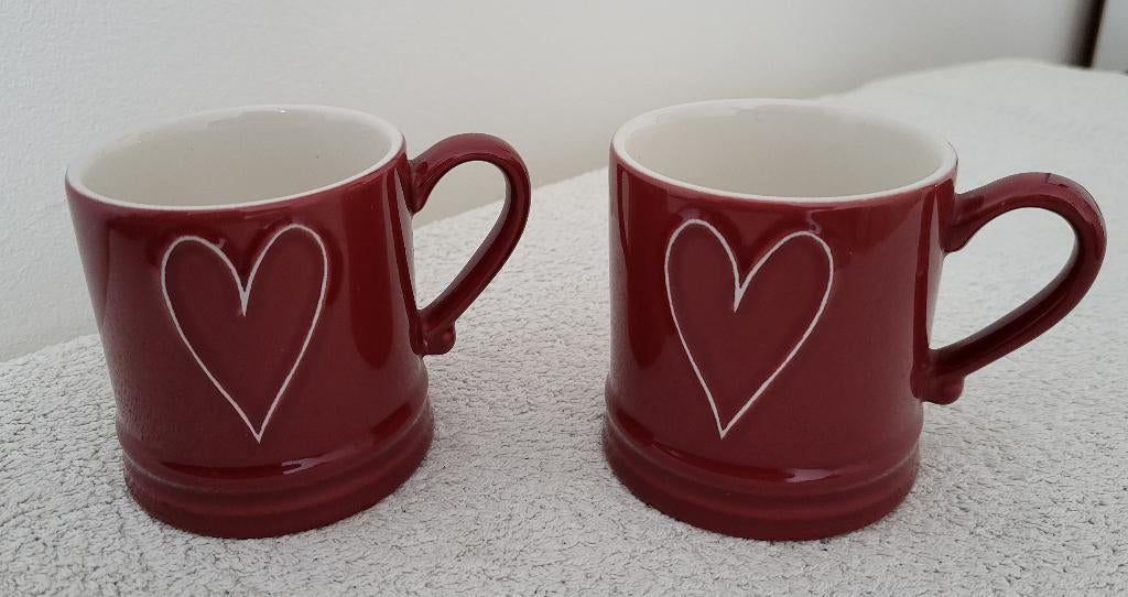 2 originele Bastion mokken met hartje NIEUW, Huis en Inrichting, Keuken | Servies, Overige materialen, Verzenden, Overige typen