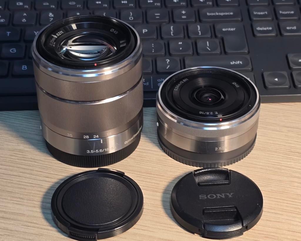 Sony E 18-55mm f/3.5-5.6 OSS en Sony E 16mm f/2.8, Audio, Tv en Foto, Fotografie | Lenzen en Objectieven, Ophalen of Verzenden
