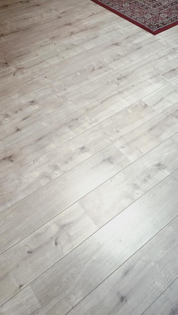 Hoogwaardig Laminaat, Ophalen, Bruin, Zo goed als nieuw, 10 tot 25 m²