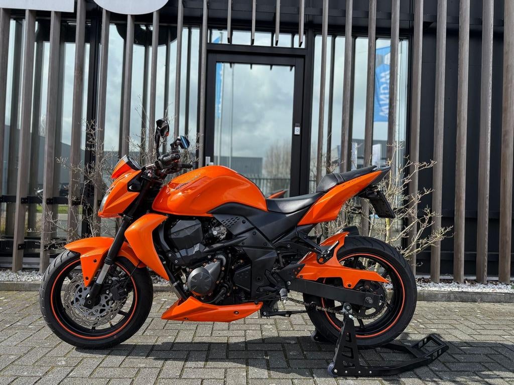 INRUILKOOPJE! KAWASAKI Z 750 -2010- Leovince demper- Z750, 4 cilinders, Motorrijbewijs A, Bedrijf, Onbekend