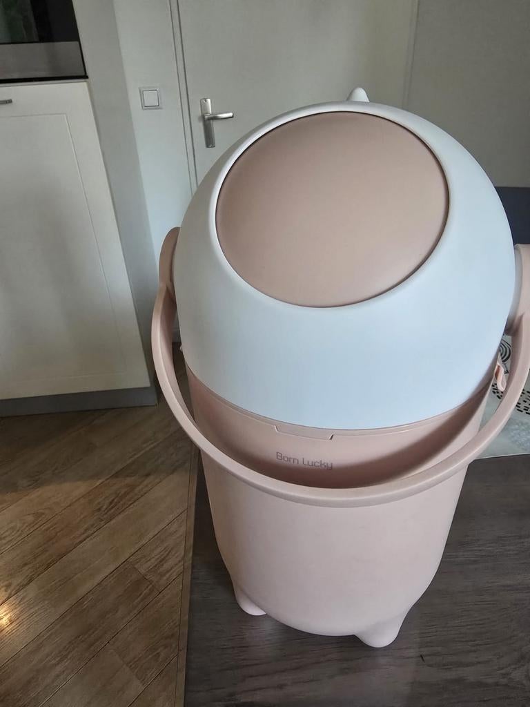 Born Lucky luieremmer - Roze/Wit nieuw, Kunststof, 50 tot 75 cm, Ophalen of Verzenden, 20 tot 30 liter