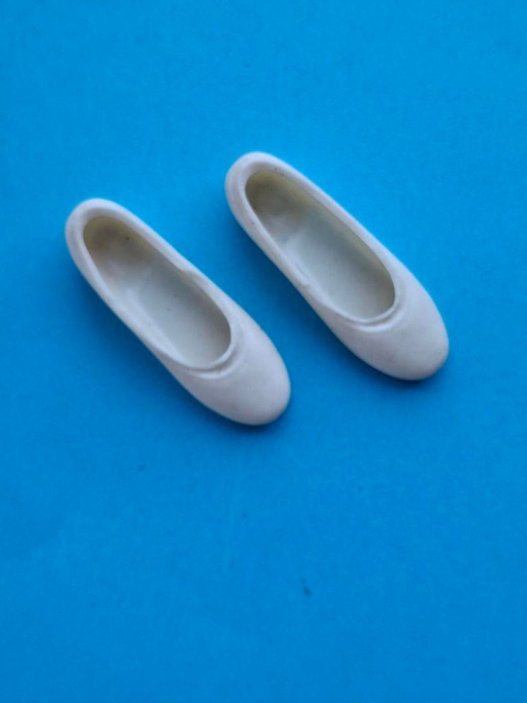 Barbie of Francie of skipper vintage Soft Flat shoes 60s, Ophalen of Verzenden, Barbie