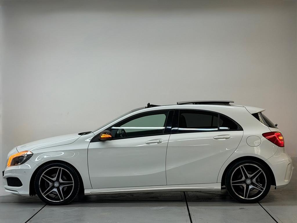Mercedes-Benz A-klasse 200 Prestige AMG Line Pano Automaat L, Gebruikt, Wit, Bedrijf, 19 km/l