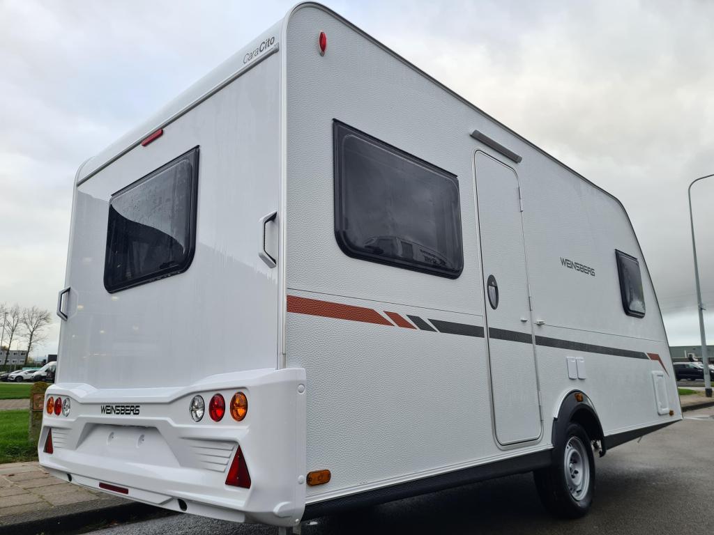 Weinsberg CaraCito 450 FU 2025 Airco en Voortent, Caravans en Kamperen, Caravans, Overige merken, Rondzit, Bedrijf, 750 - 1000 kg