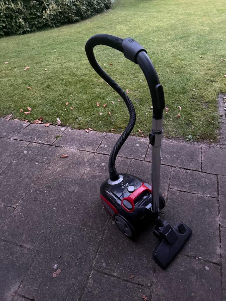 Sauber v70 stofzuiger 800watt excl zakken, Ophalen, Zo goed als nieuw