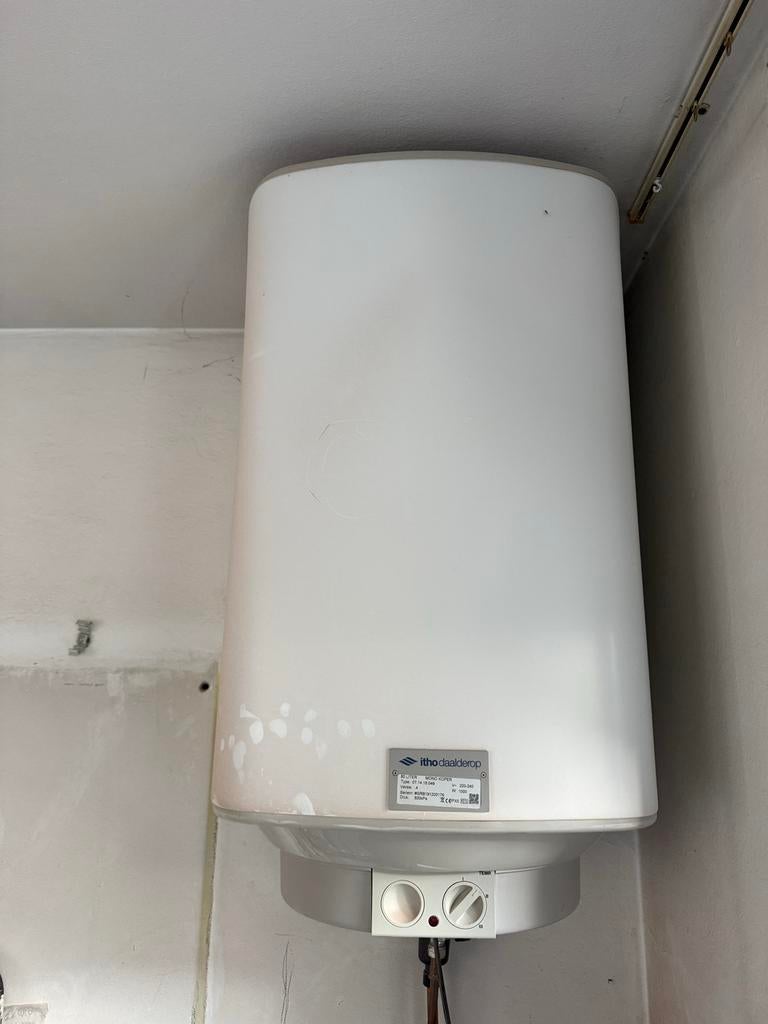 Itho Daalderop 80 liter boiler met kraantjes, Ophalen, Gebruikt, 20 tot 100 liter, Boiler