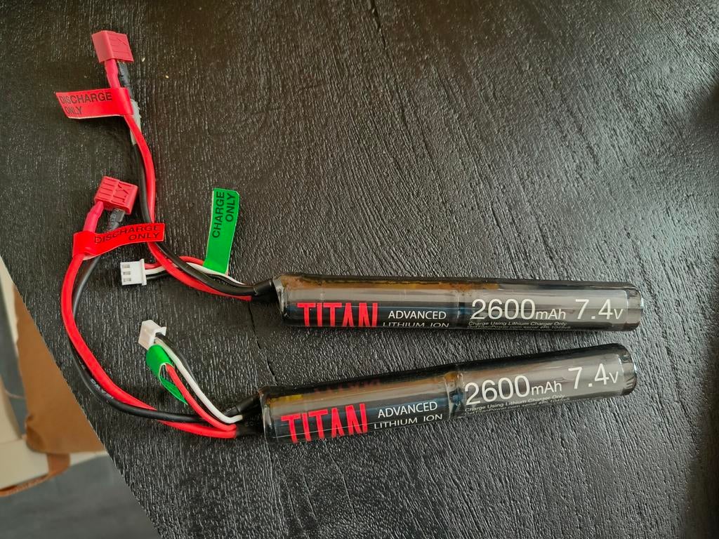 Titan Lipo accu's met oplader en Lipo guard, Ophalen of Verzenden