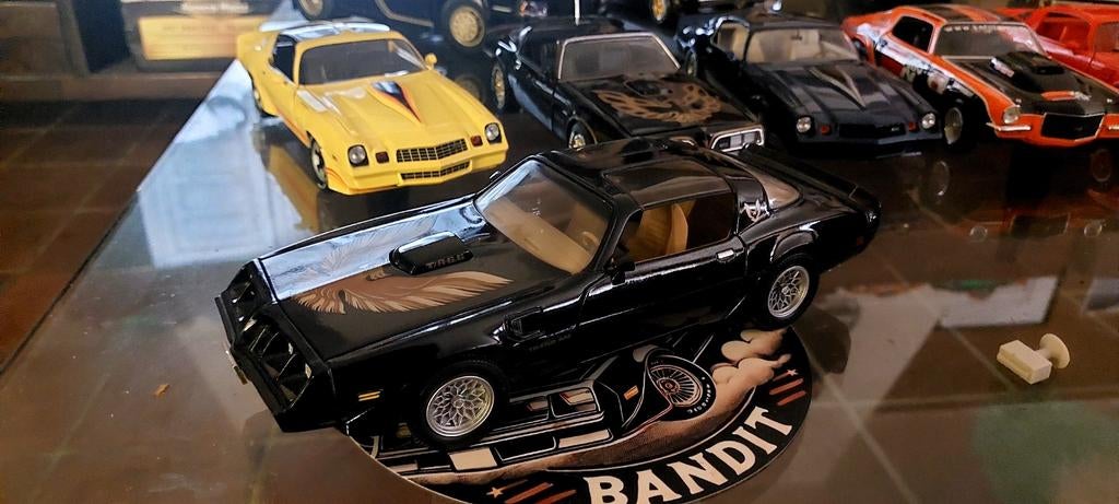 Pontiac trans am 79 road signature no box, Hobby en Vrije tijd, Modelauto's | 1:18, Ophalen of Verzenden, Zo goed als nieuw, Overige merken