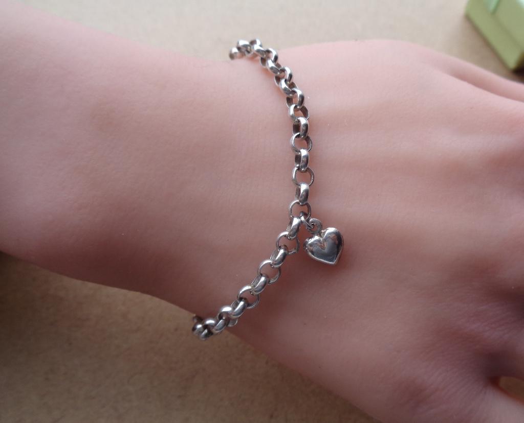 zilveren schakelarmband met hartje [044], Verzenden, Zo goed als nieuw, Met bedels of kralen, Zilver