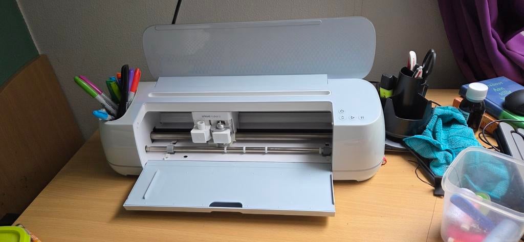 Cricut Maker 3 met veel extra's, Zo goed als nieuw, Overige materialen, Machine, Cricut
