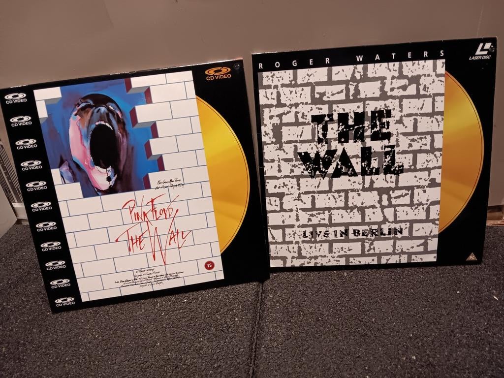 Laserdisc pink Floyd the wall + LIVE IN BERLIN, Eén persoon