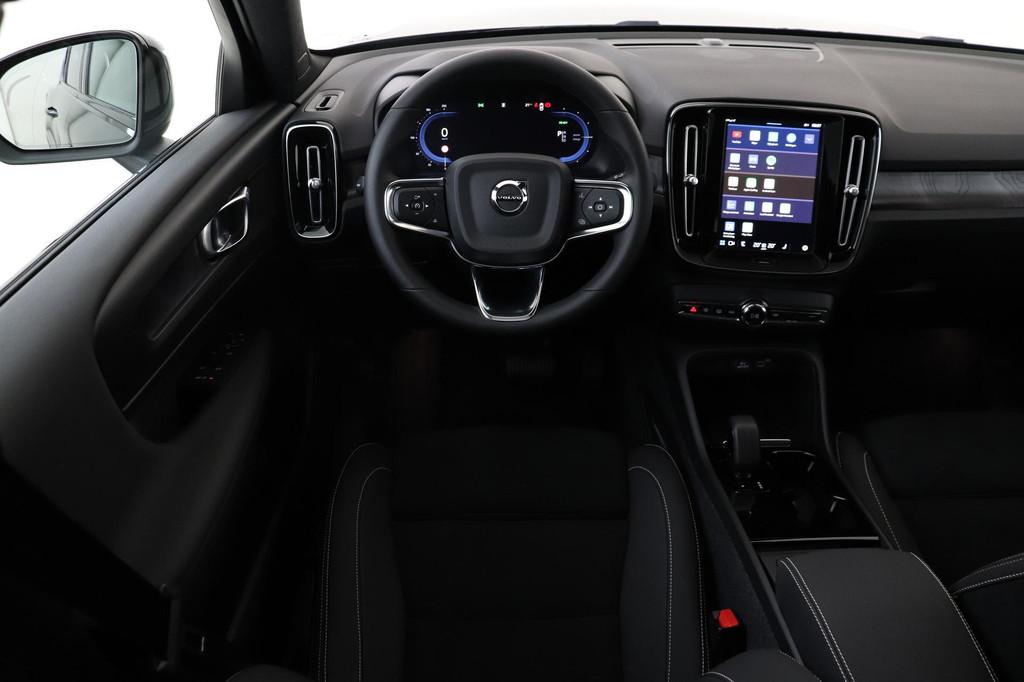 Volvo EC40 SINGLE MOTOR PLUS 69 kWh -PANO.DAK|WARMTEPOMP|PRI, Auto's, Volvo, Automaat, Zwart, Origineel Nederlands, SUV of Terreinwagen