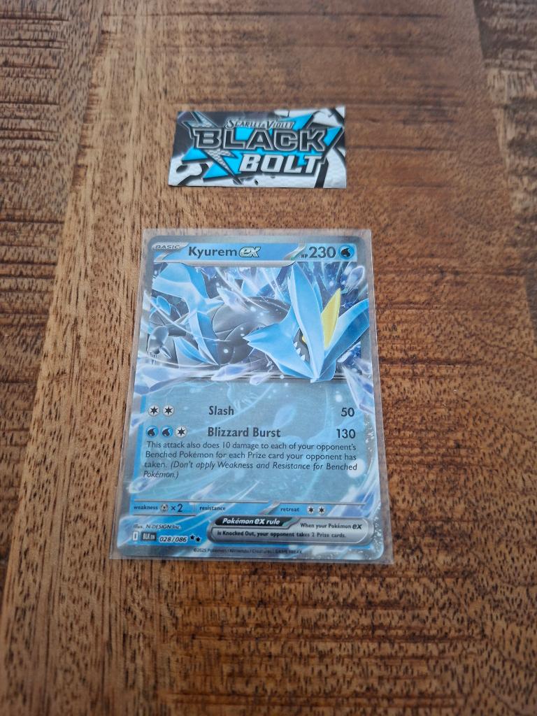 Pokemon Kyurem (EX) (028/086) – Black Bolt, Ophalen of Verzenden, Nieuw, Losse kaart, Foil