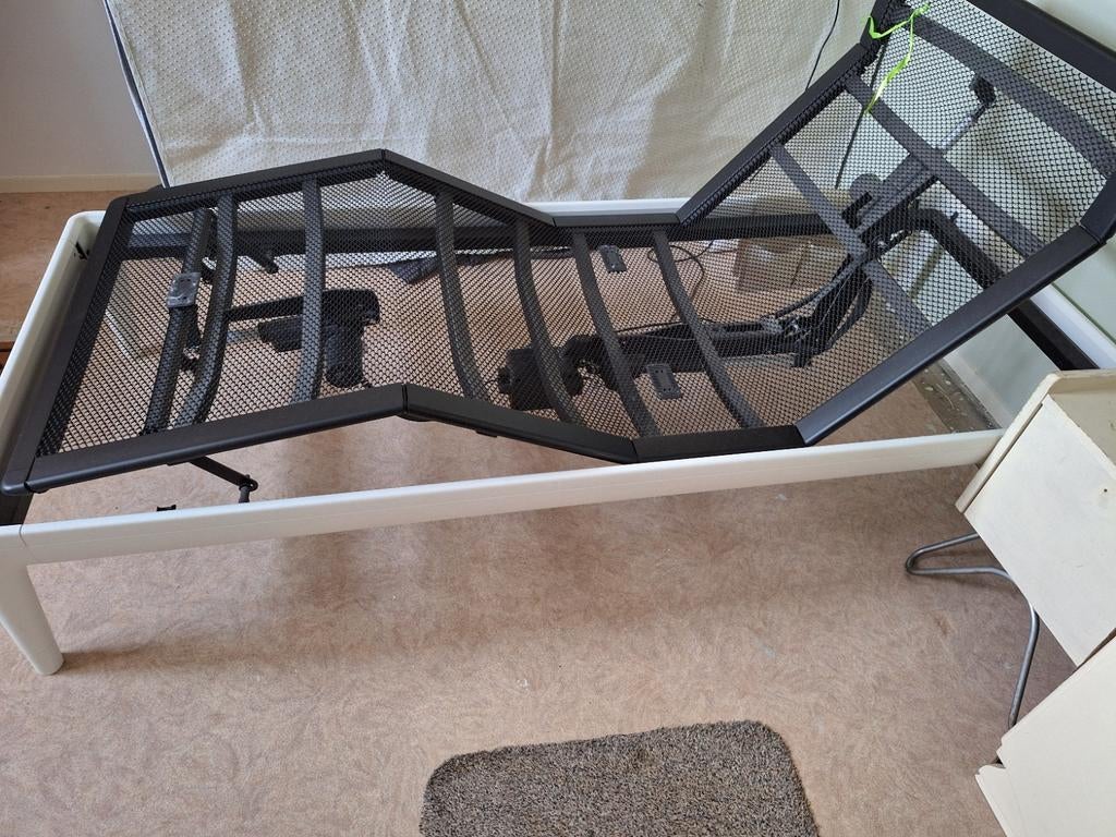 Auping Essential 80x 200 cm,met 3M AUPING spiraal, Ophalen, Verstelbaar, Eenpersoons, Wit