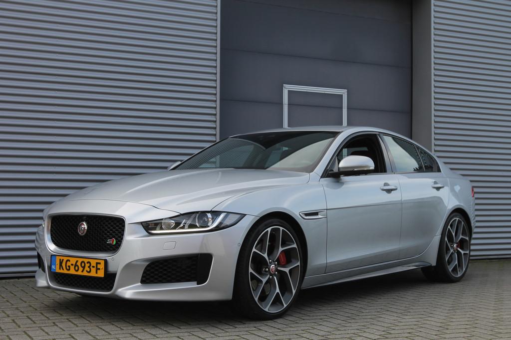 Jaguar XE 3.0 S I 340 PK I Aut. I Leder I Navi (bj 2015), Auto's, Jaguar, Automaat, Gebruikt, Euro 6, 2995 cc