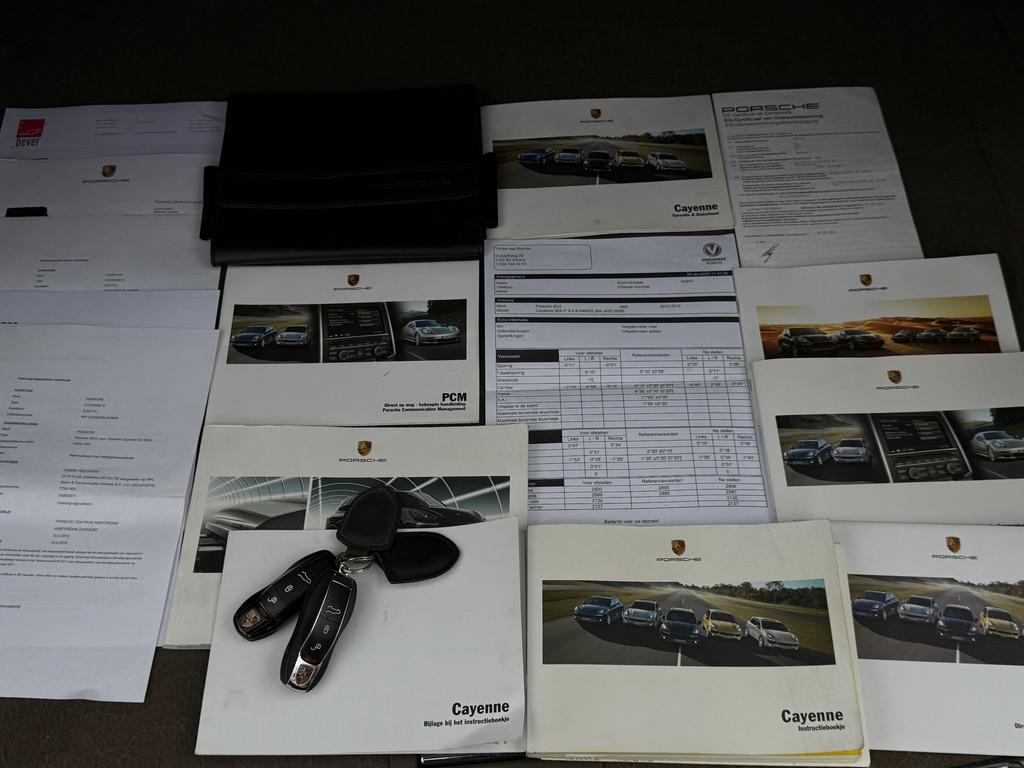 Porsche Cayenne 4.8 S - 400 PK - LUCHTVERING - STOEL VERKOEL, Auto's, Automaat, Gebruikt, 8 cilinders, 138 €/maand