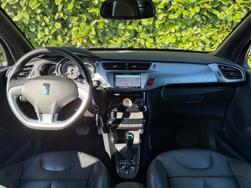 DS 3 1.2 PureTech Business AUT|NWE APK & DB-RIEM|AIRCO|LEER|, Gebruikt, 1199 cc, Bedrijf, 570 kg