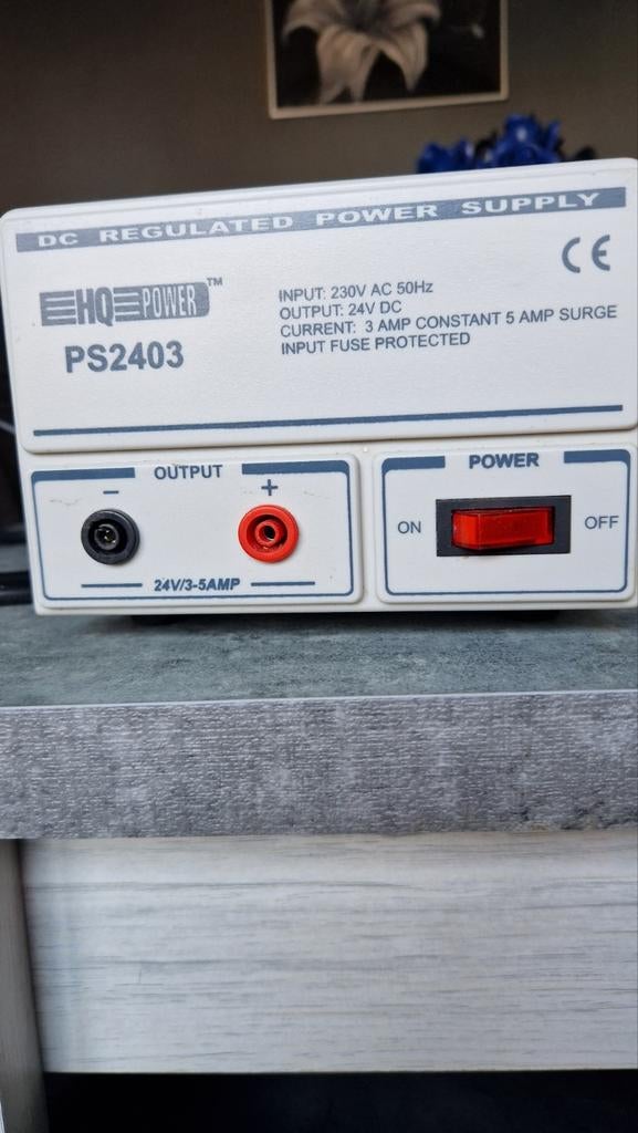 HQ Power PS2403 DC Gereguleerde Voeding 24V/3-5A, Ophalen, Gebruikt, Overige typen