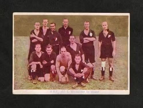 Voetbalplaatje HBS Den Haag Jaren 20/30., Verzamelen, Overige Verzamelen, Zo goed als nieuw, Ophalen of Verzenden