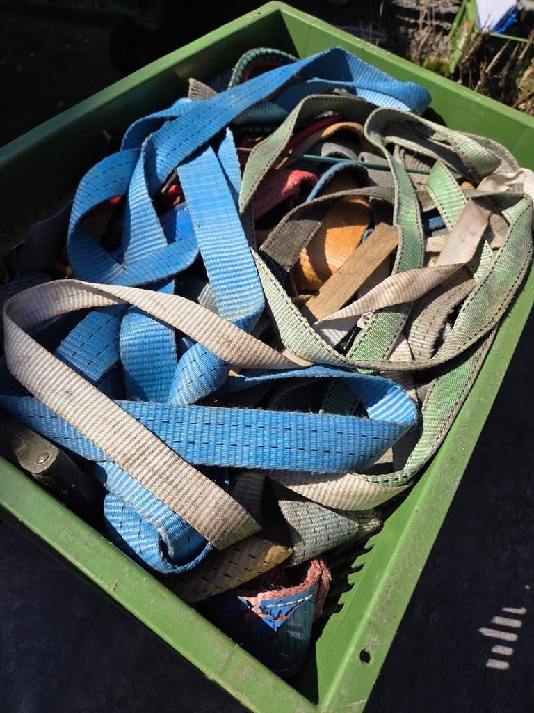 Krat vol spanbanden, Ophalen of Verzenden