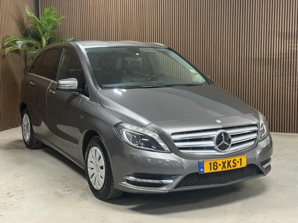 Mercedes-Benz B-Klasse 180 Ambition (bj 2012), Voorwielaandrijving, Euro 5, Lichtsensor, Gebruikt