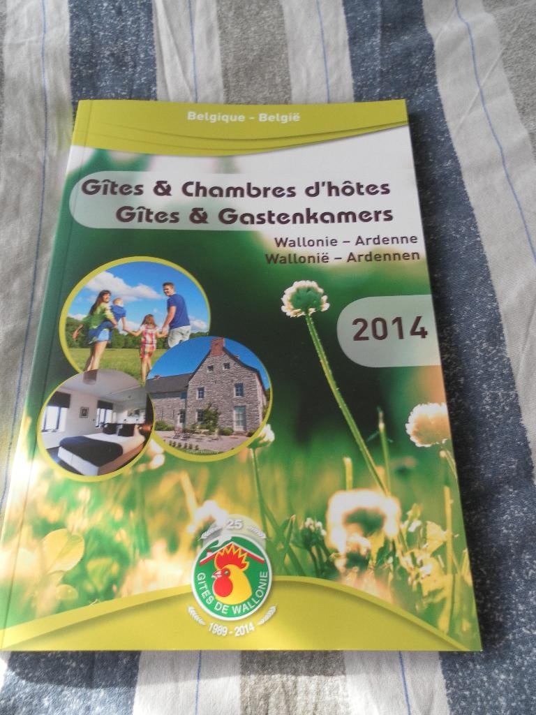 gites en gastenkamers in wallonië en de ardennen belgië, Overige merken, Ophalen of Verzenden, Zo goed als nieuw, Reisgids of -boek