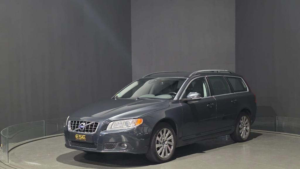 Volvo V70 1.6 T4 Limited Edition | Automaat | Leder | Trekha, Auto's, Euro 5, Gebruikt, 4 cilinders, 179 pk