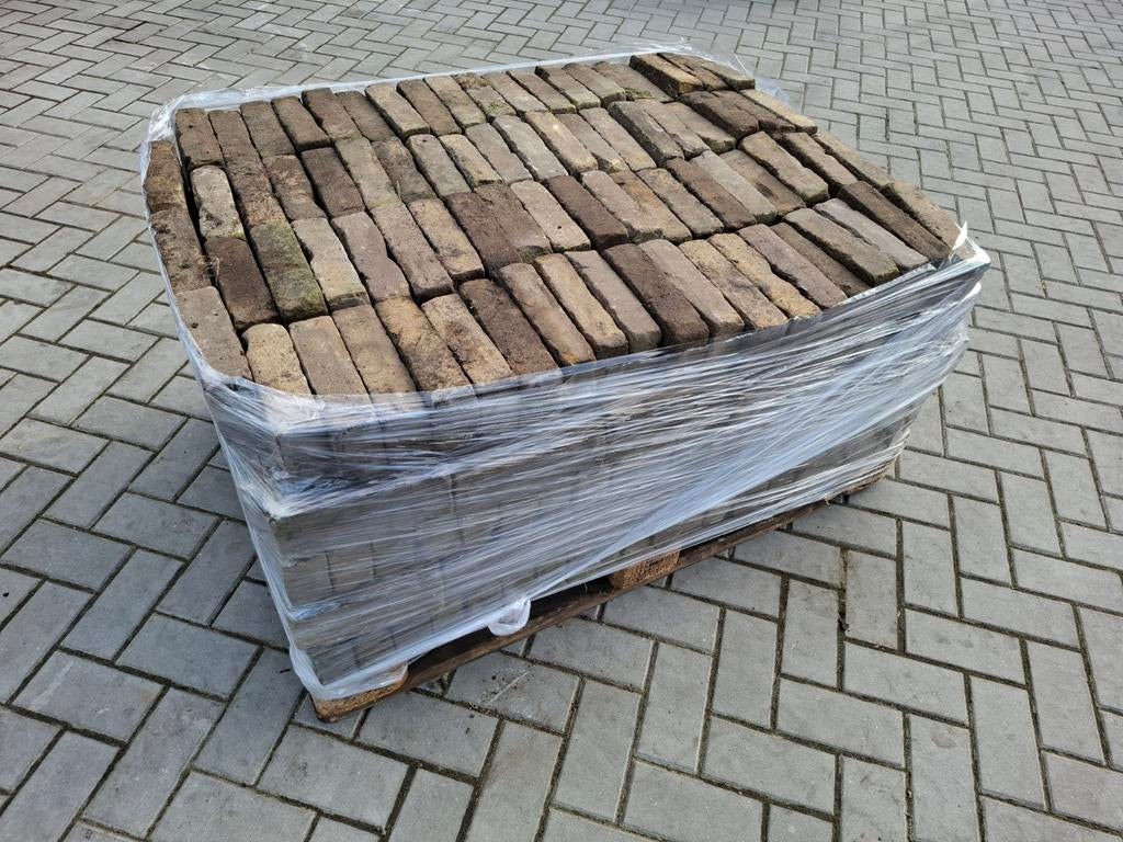 +/- 5m² Oud gebakken waaltjes, Ophalen of Verzenden