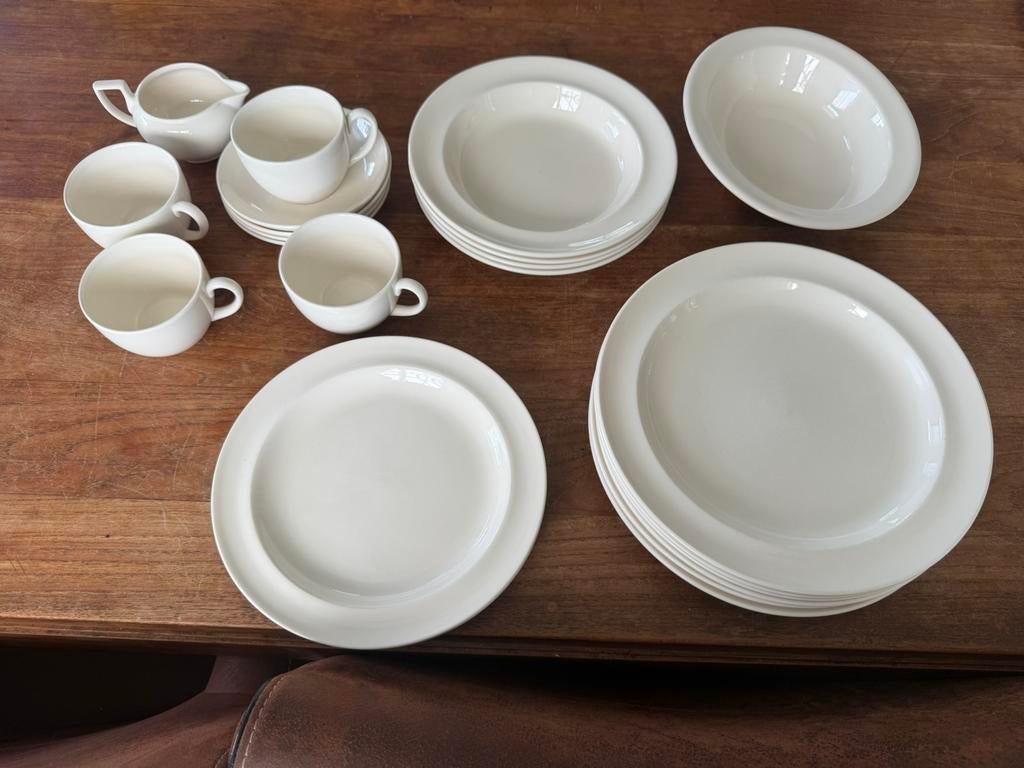 Wedgwood Queen's Ware Traditional plain servies, Ophalen of Verzenden