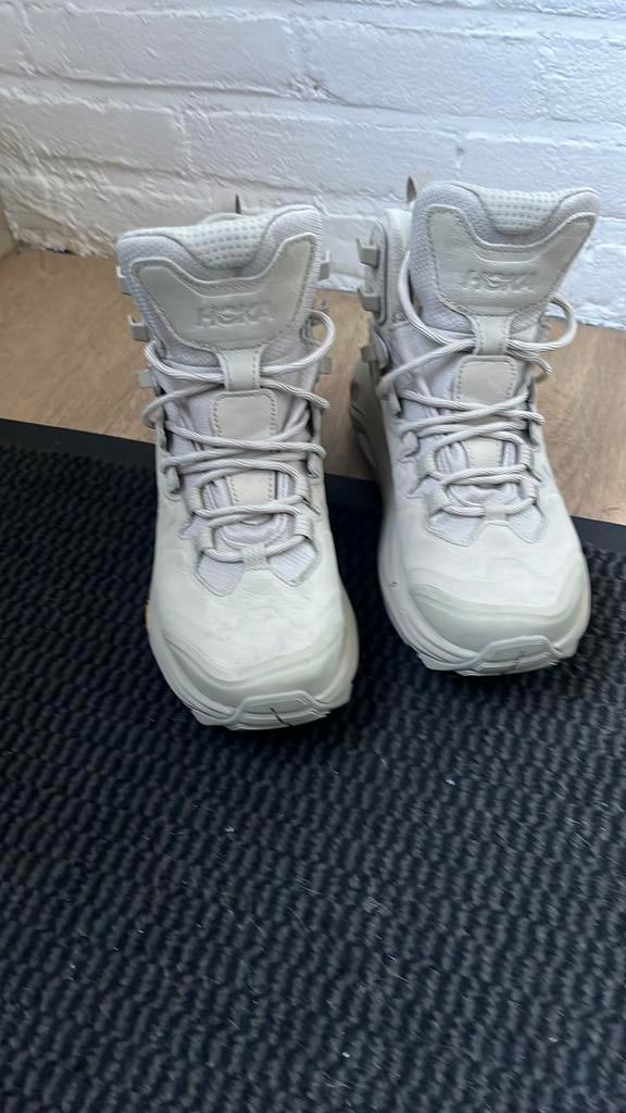 Hoka maat 39,5 wit, Ophalen of Verzenden, Zo goed als nieuw, Wit, Sneakers of Gympen