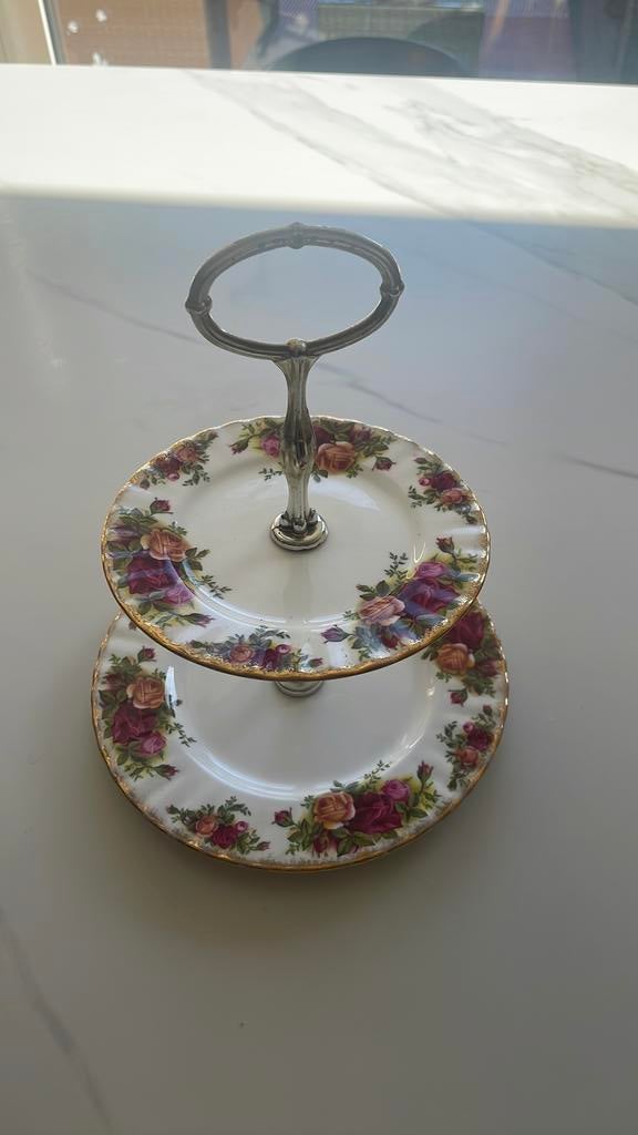 Royal Albert old country roses etagère, Ophalen of Verzenden