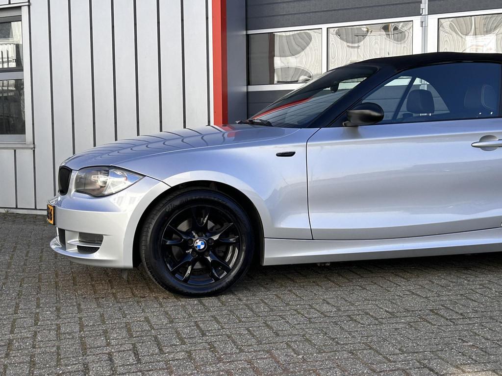 BMW 1-serie Cabrio 118i Executive | M pakket | Nette staat |, Auto's, Euro 5, Zwart, Cabriolet, 4 stoelen