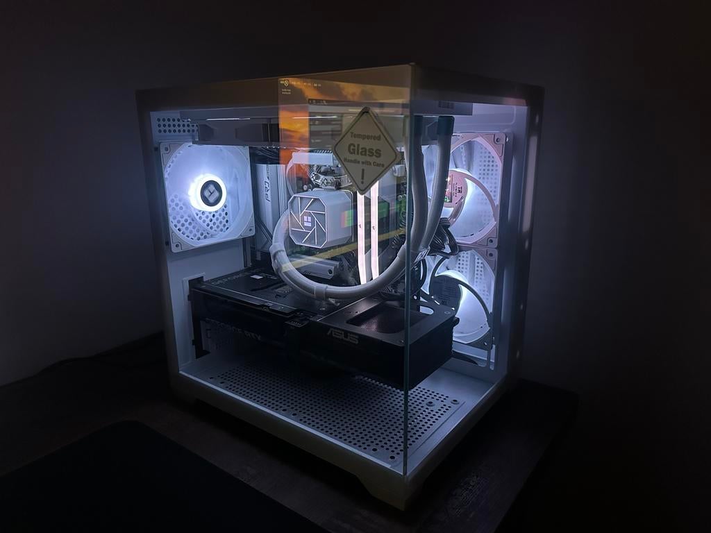 Game PC 7800x3D RTX5070 32GB 6000mhz, Computers en Software, Desktop Pc's, Zo goed als nieuw, 4 Ghz of meer, SSD, Gaming, Ophalen