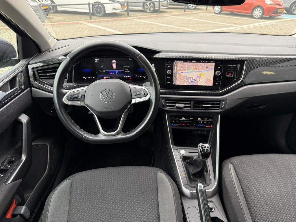 Volkswagen Polo 1.0 TSI Life *Stoelverwarming & Trekhaak*, Voorwielaandrijving, 12 maanden, Stof, Gebruikt